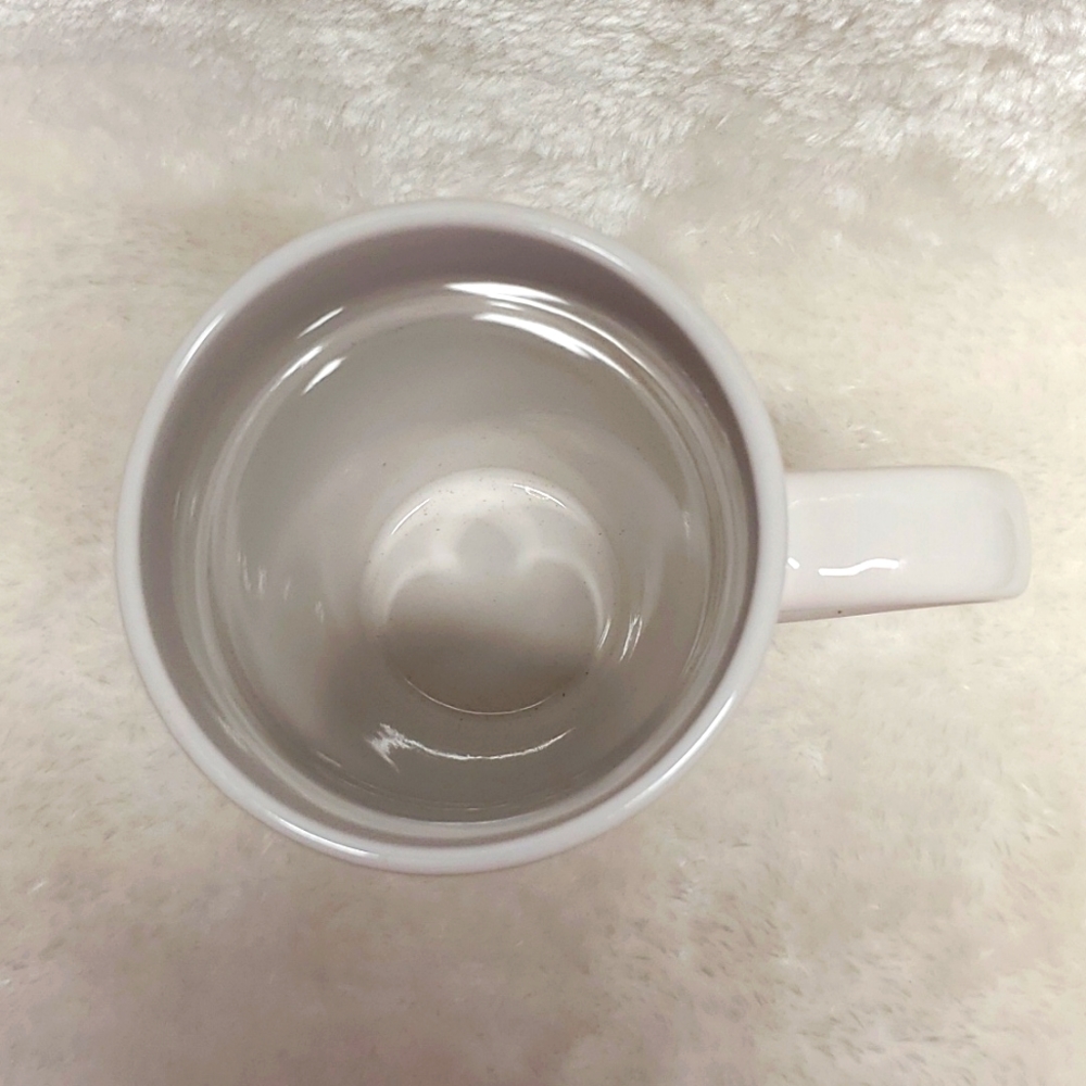 Gold metallic snowflake coffee mug - Picture 4 of 4